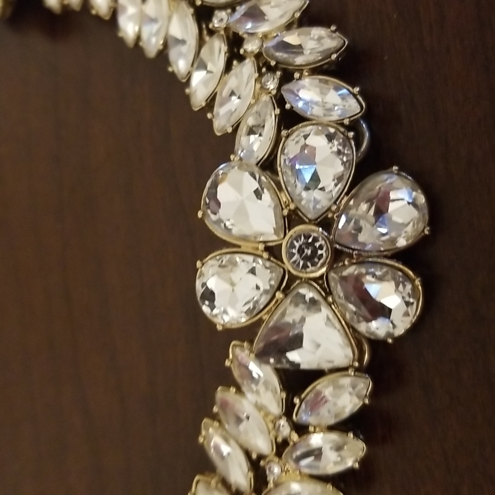 Beautiful statement necklace - Picture 3 of 7